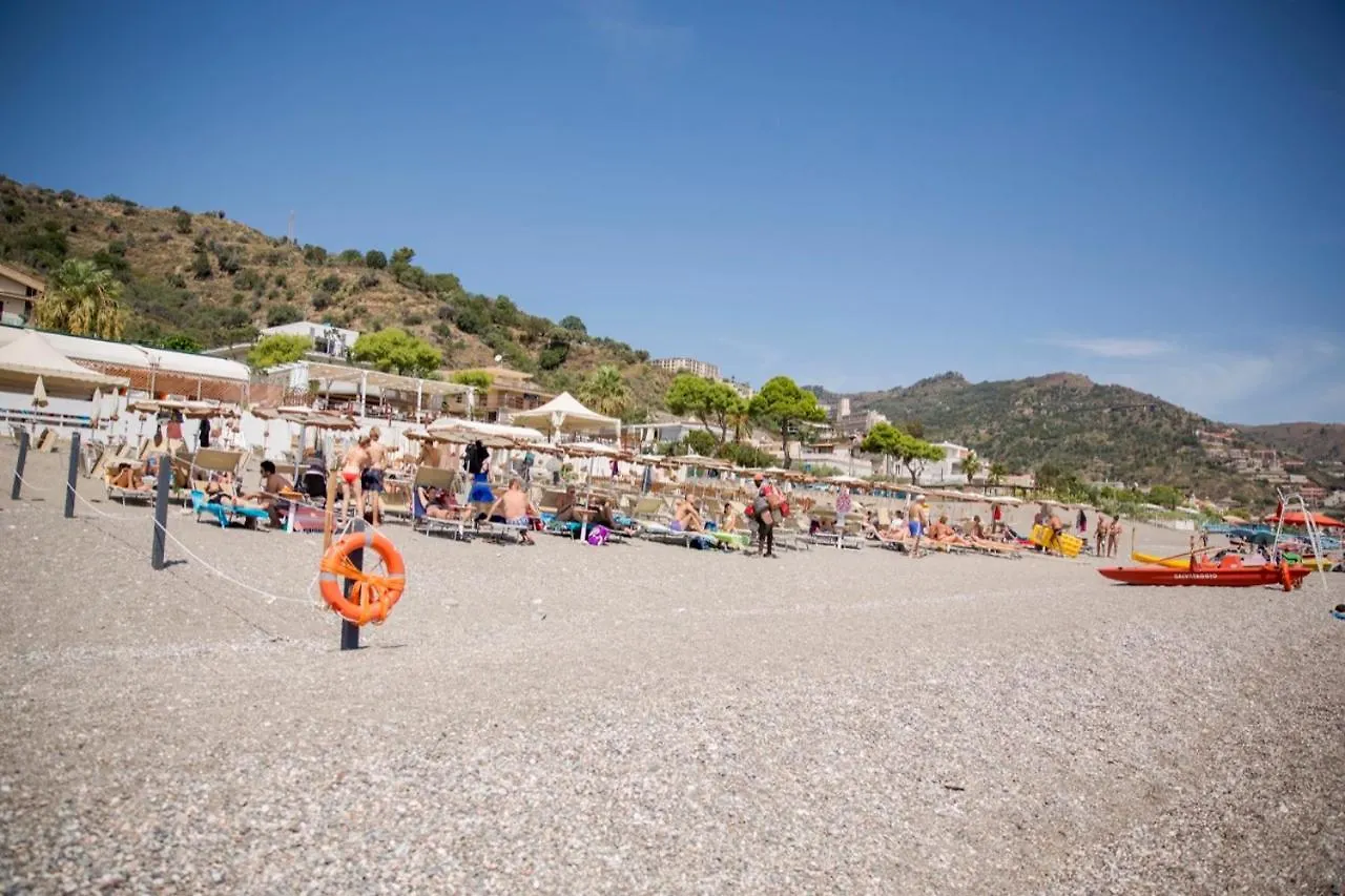 *** Aparthotel Residence Villa Il Glicine Taormina Italië