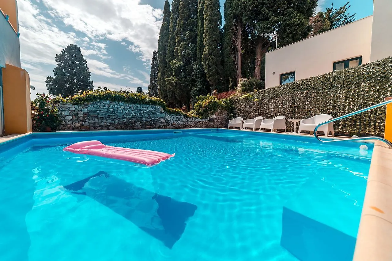 Aparthotel Residence Villa Il Glicine Taormina